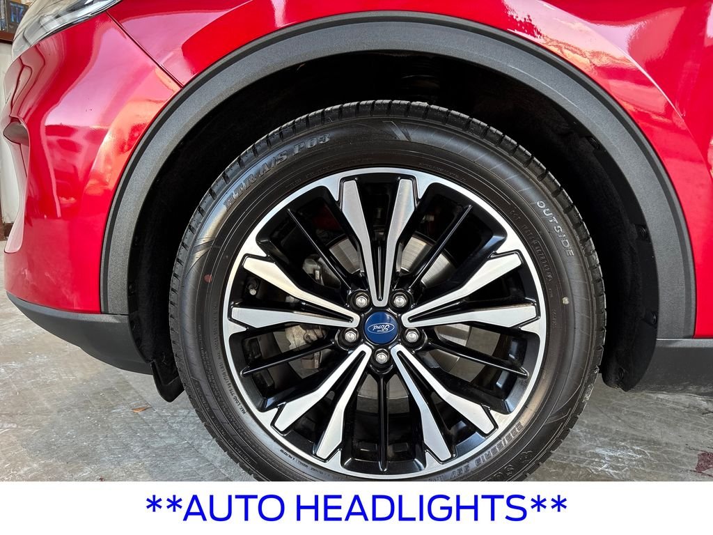 Certified Used 2021 Rapid Red Metallic Tinted Clearcoat Ford SE image 13