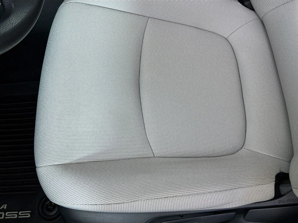 Used 2025 Silver Toyota L image 20