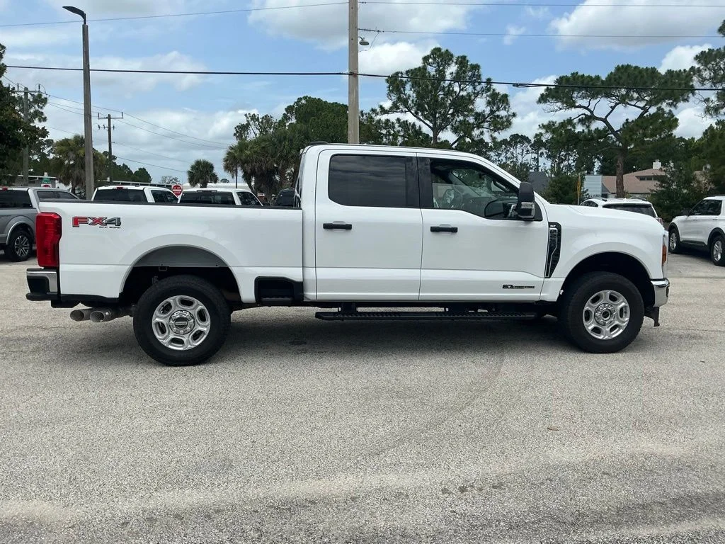 Used 2025 White Ford XLT image 15