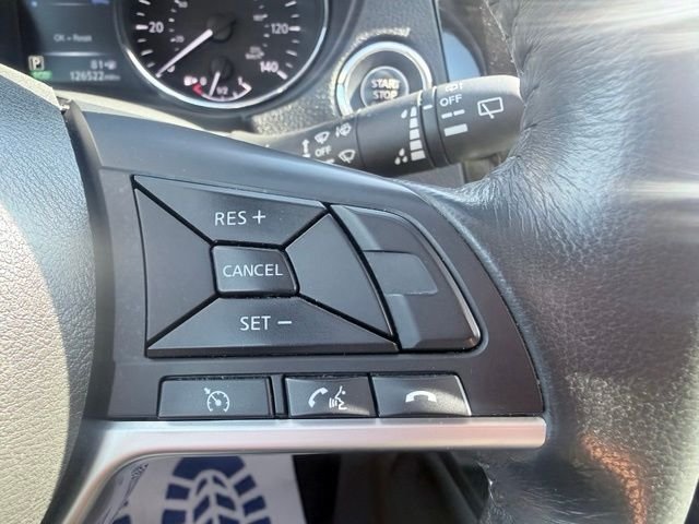 2017 Nissan Rogue SV - Photo 11