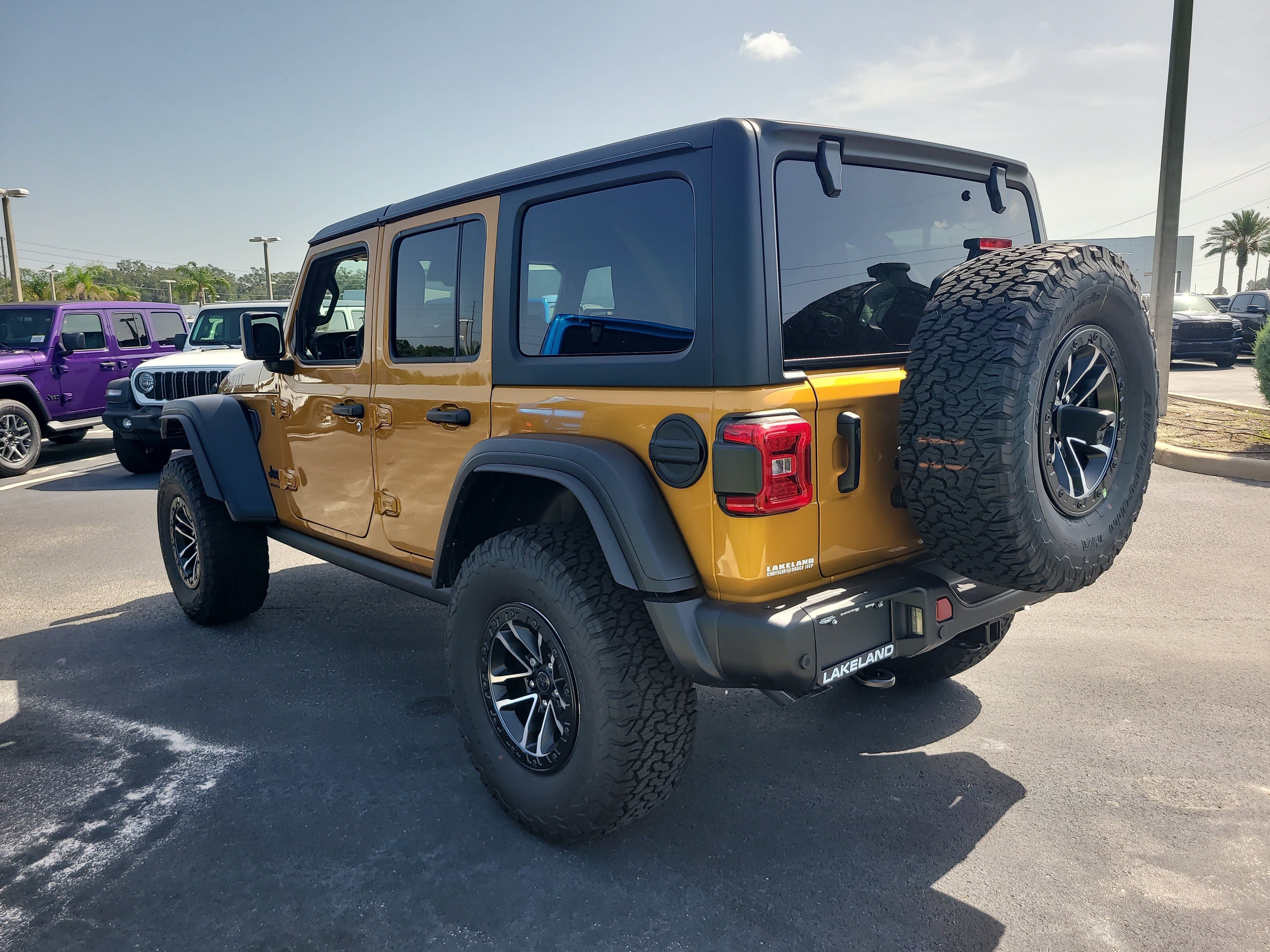 New 2026 Goldilocks Exterior Paint Jeep Willys 392 image 8