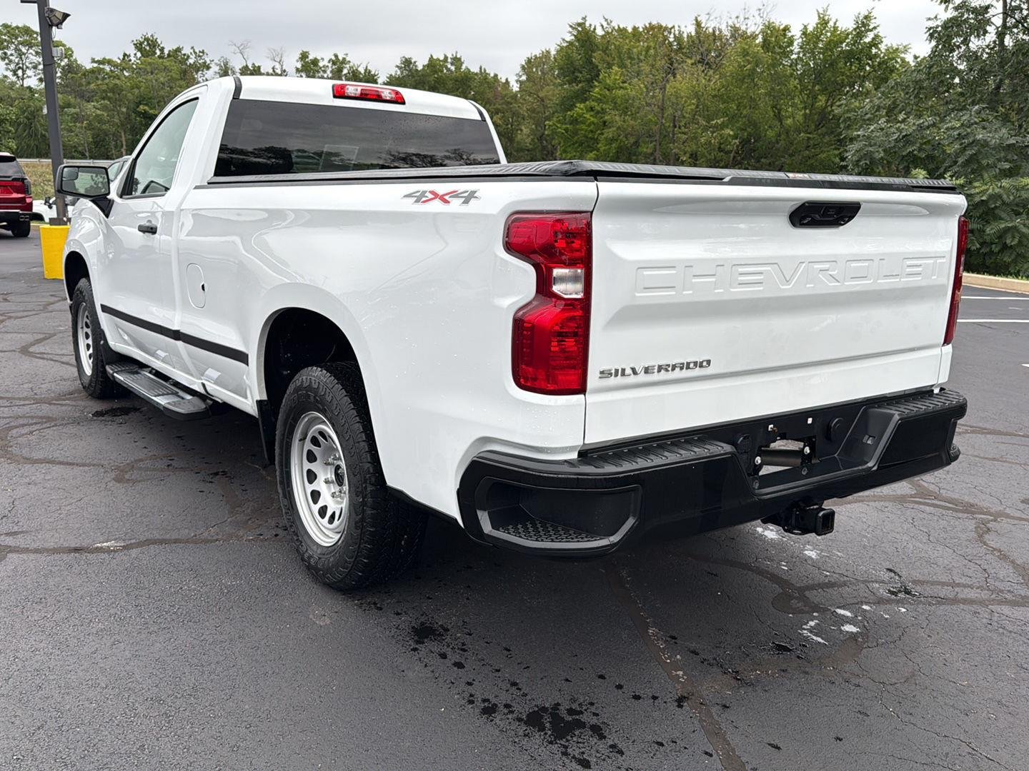 Used 2022 SUMMIT WHITE Chevrolet Work Truck image 3