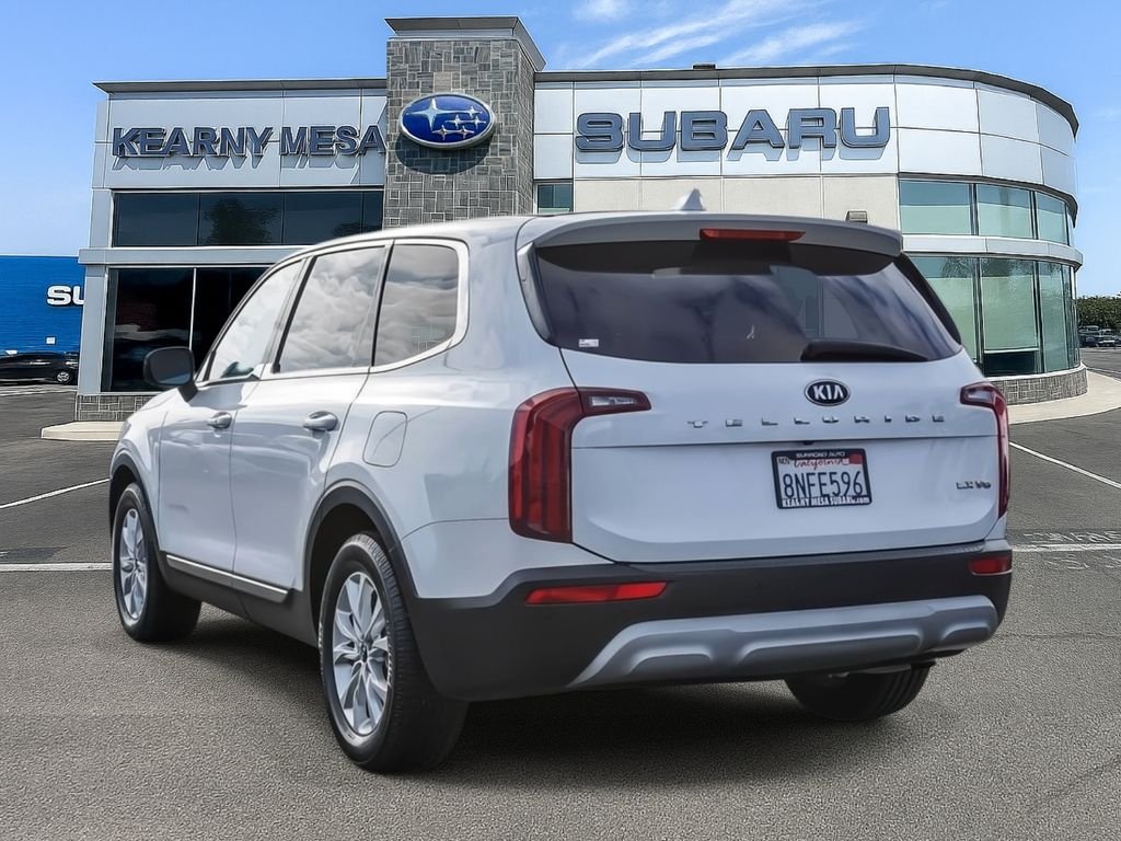 Used 2020 White Kia LX image 4