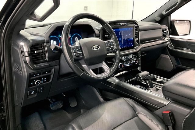 Used 2023 Agate Black Metallic Ford Lariat image 17
