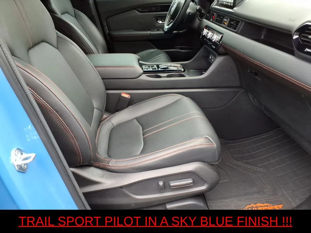 Used 2024 Blue Honda TrailSport image 8