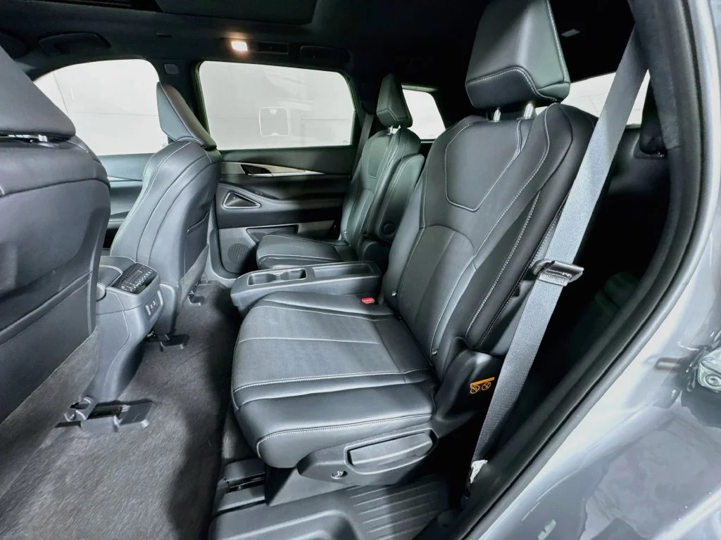 Certified Used 2027 Gray INFINITI SPORT image 33