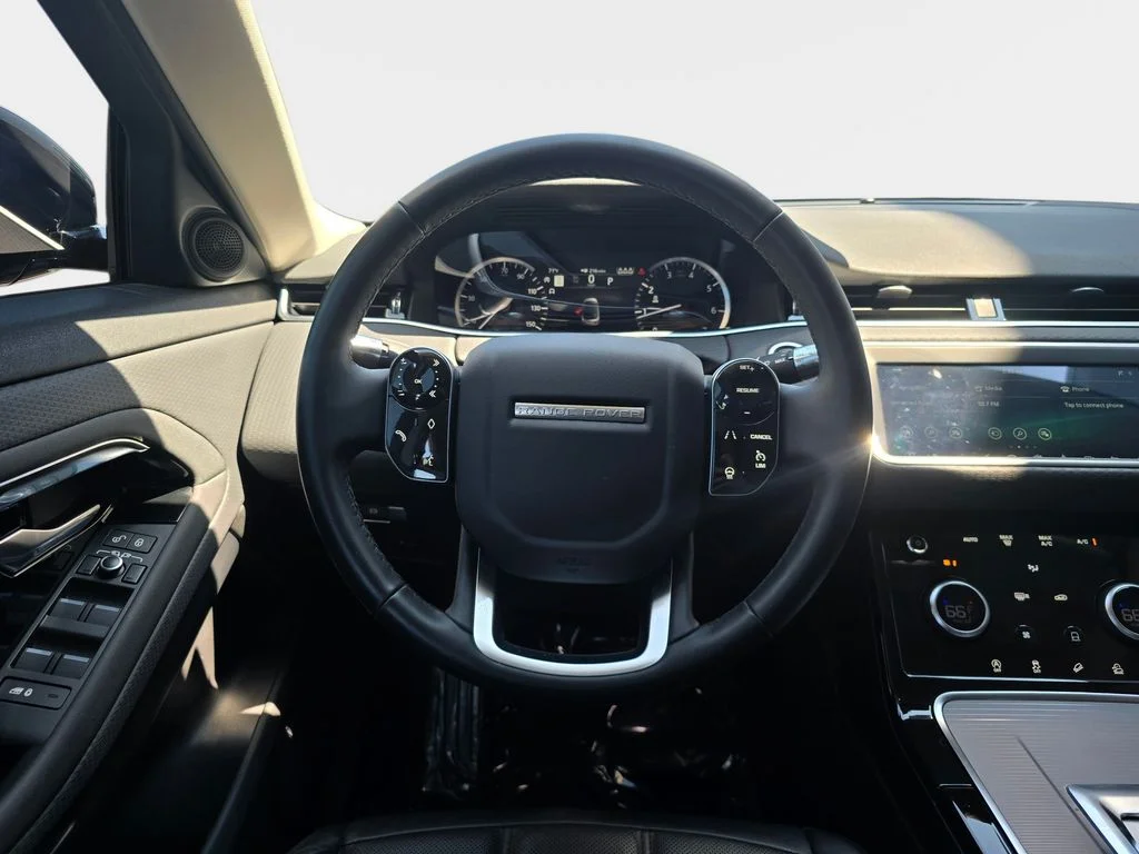Used 2020 Black Land Rover S image 19