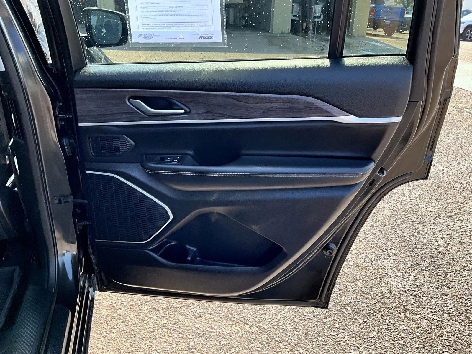 Certified Used 2022 Gray Jeep Limited image 19