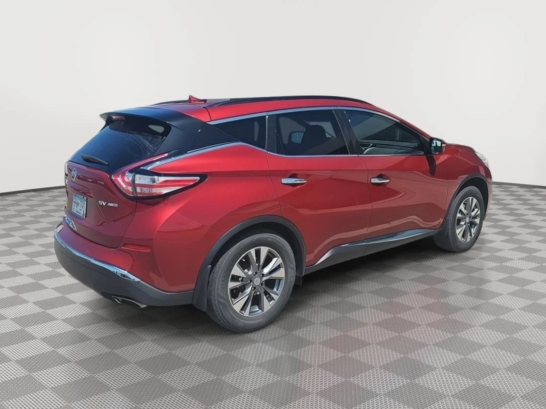 Used 2015 Cayenne Red Metallic Nissan SV image 2