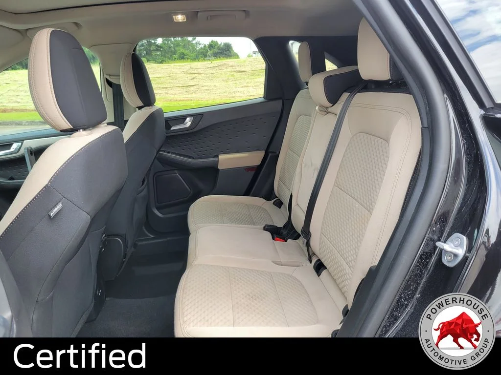 Used 2020 Black Ford SE image 15