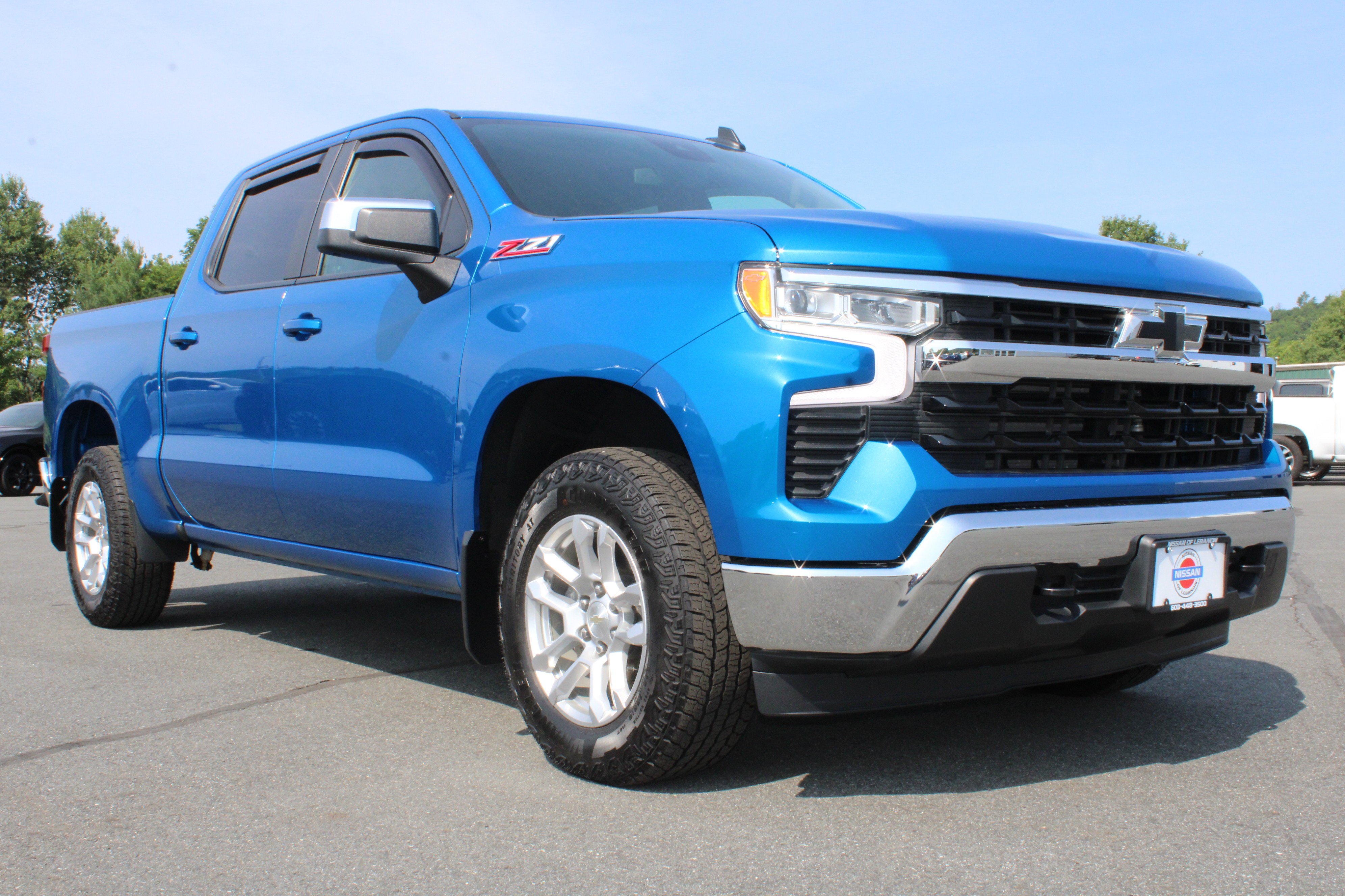 Used 2023 Glacier Blue Metallic Chevrolet LT image 4