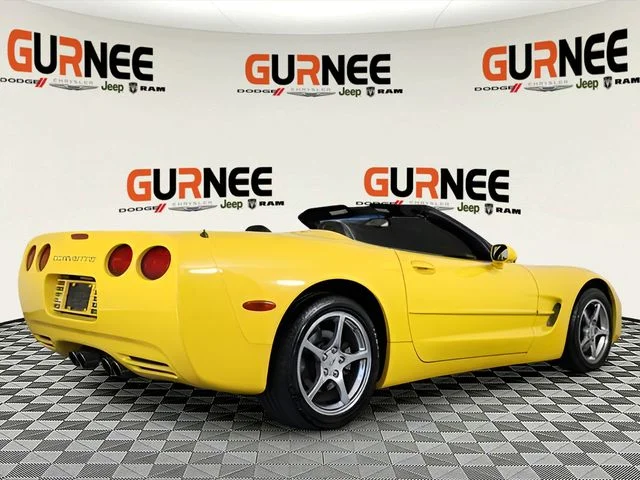 Used 2000 Yellow Chevrolet Base image 16