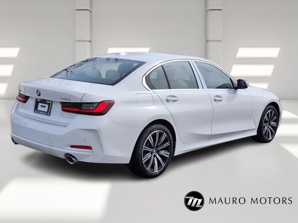 Used 2026 White BMW 330i xDrive image 3