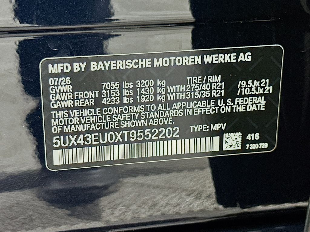 New 2026 Carbon Black Metallic BMW xDrive50e image 24
