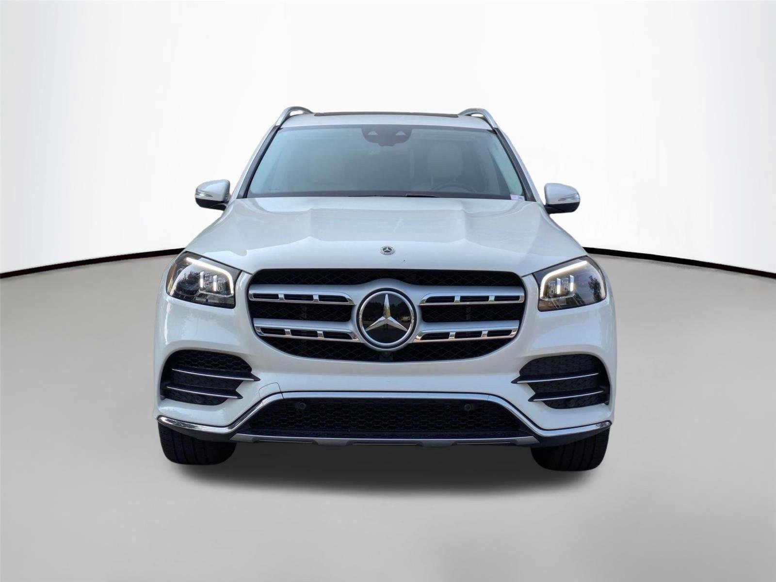 Used 2022 MANUFAKTUR Diamond White Bright Mercedes-Benz GLS 450 image 2