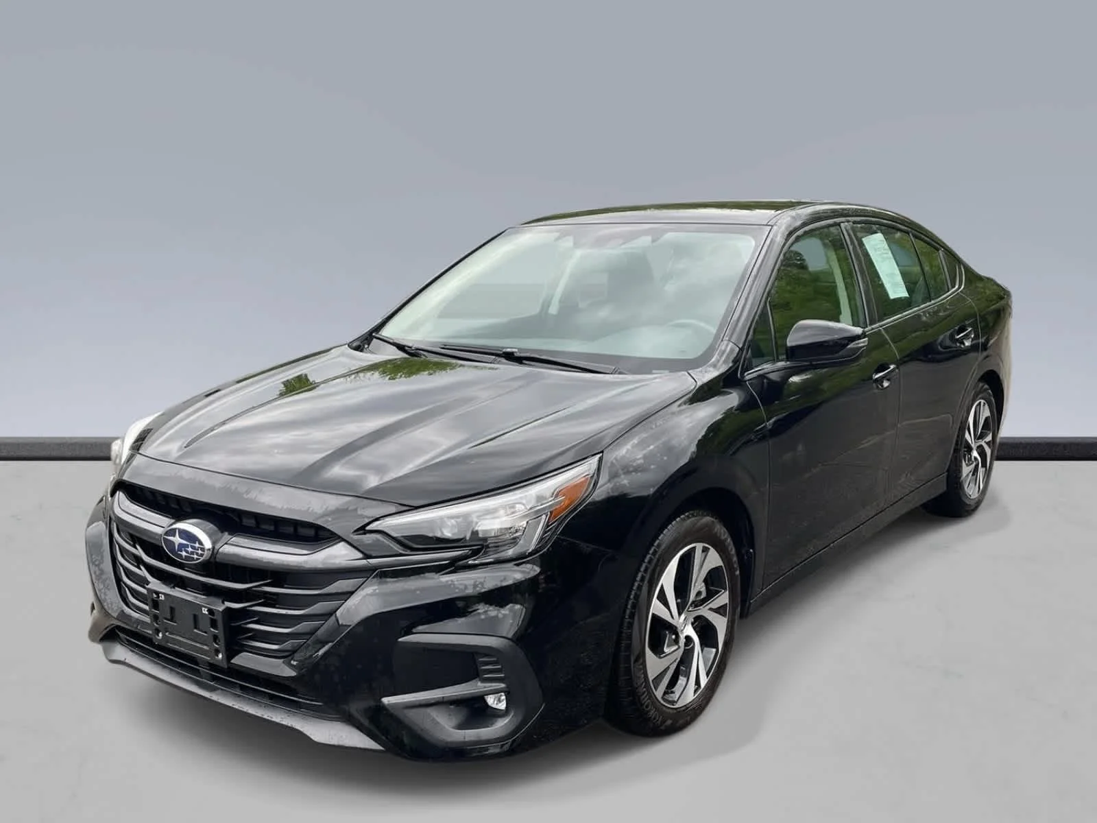 2025 Subaru Legacy Premium's photo
