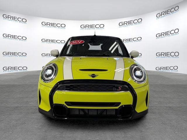 Used 2024 Yellow MINI Signature image 2