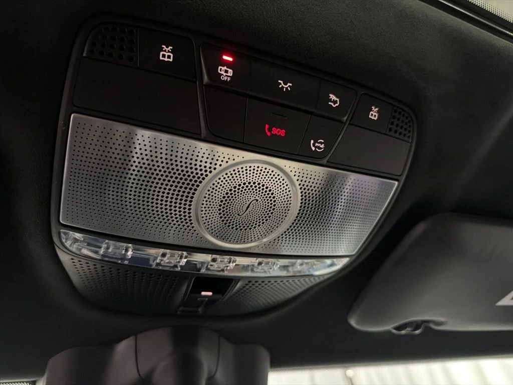 Used 2020 Black Mercedes-Benz G 550 image 22