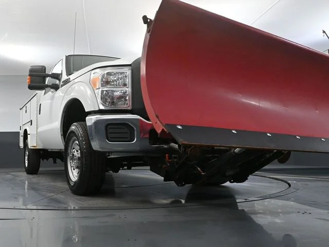 Used 2014 White Ford XL image 52