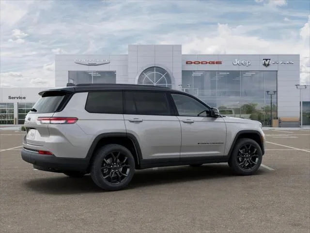 New 2025 Silver Zynith Exterior Paint Jeep Limited image 80