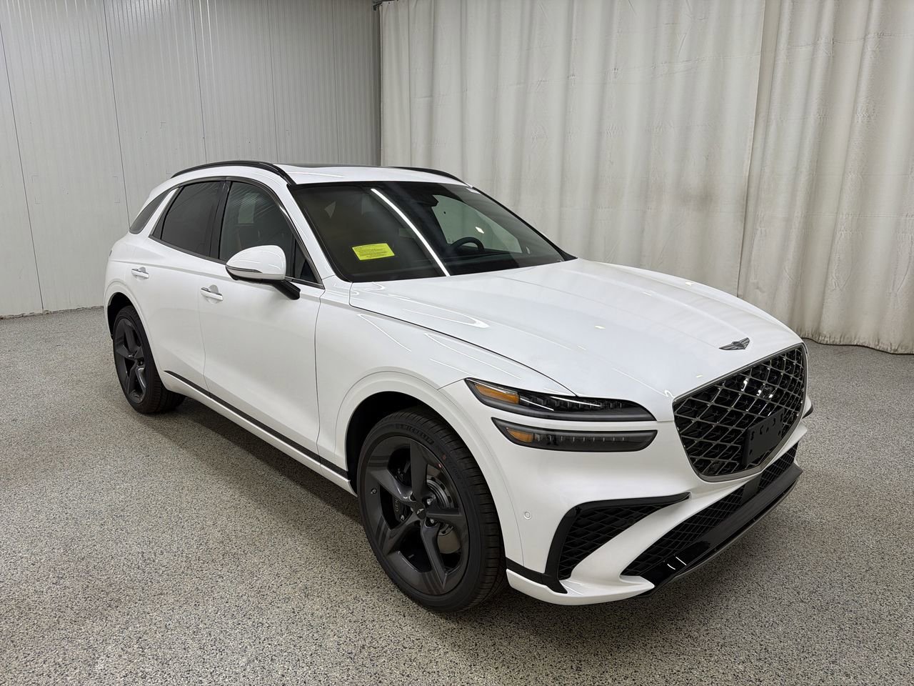 New 2026 Uyuni White Genesis 2.5T SPORT PRESTIGE image 3