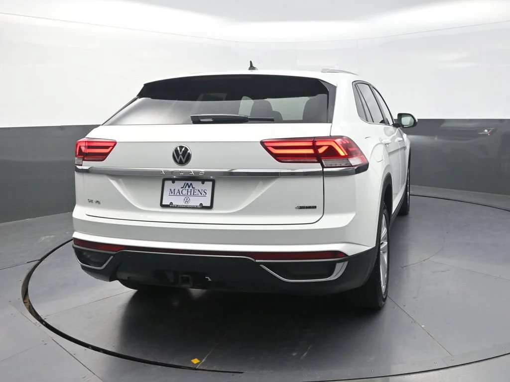 Used 2023 White Volkswagen 3.6L V6 SE w/Technology image 9