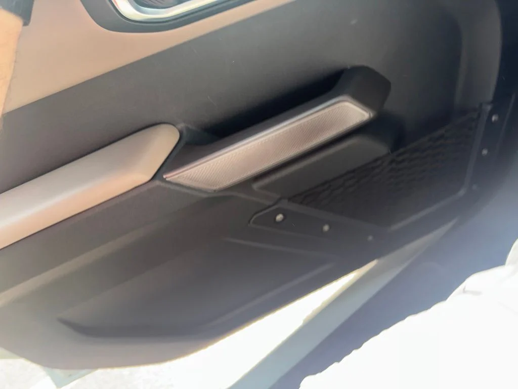 Used 2023 Gray Ford Wildtrak image 27