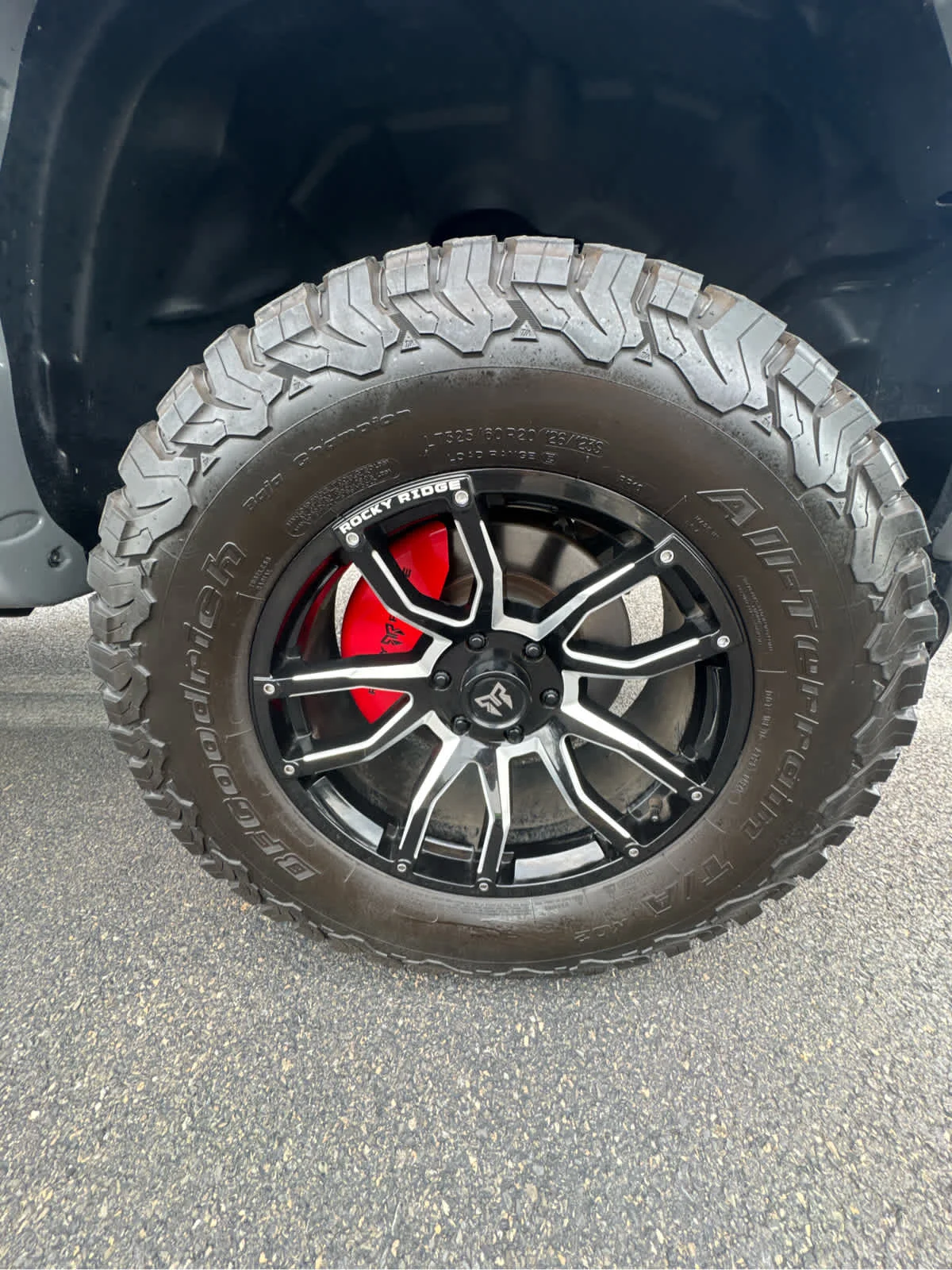 Used 2024 Diamond Black Ram Laramie image 15