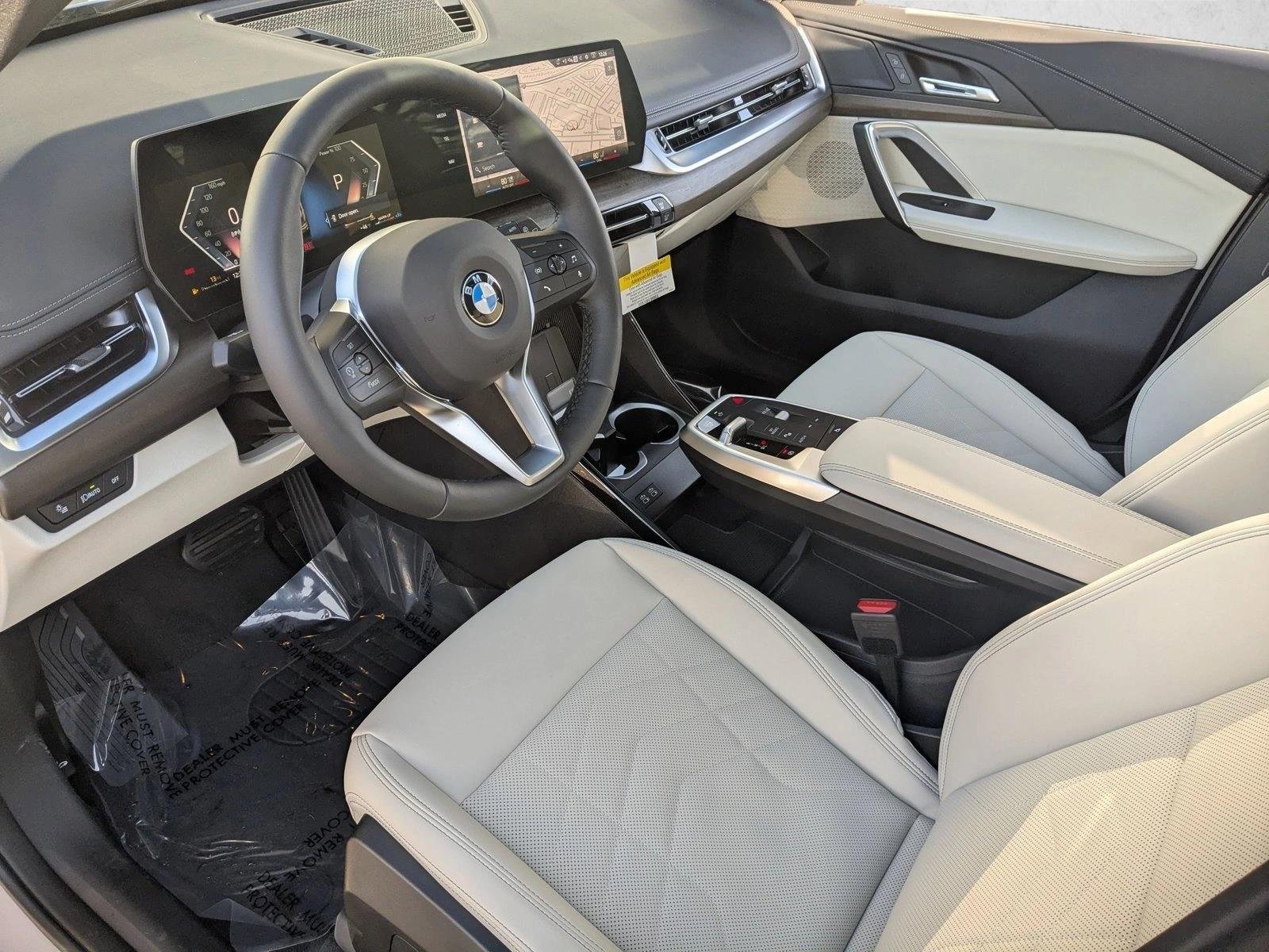 Used 2026 Dune Grey Metallic BMW xDrive28i image 3