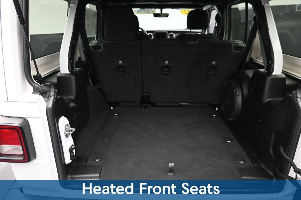 Used 2022 White Jeep Unlimited Sahara image 12