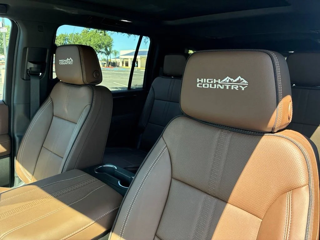 New 2026 Polar White Tricoat Chevrolet High Country image 15