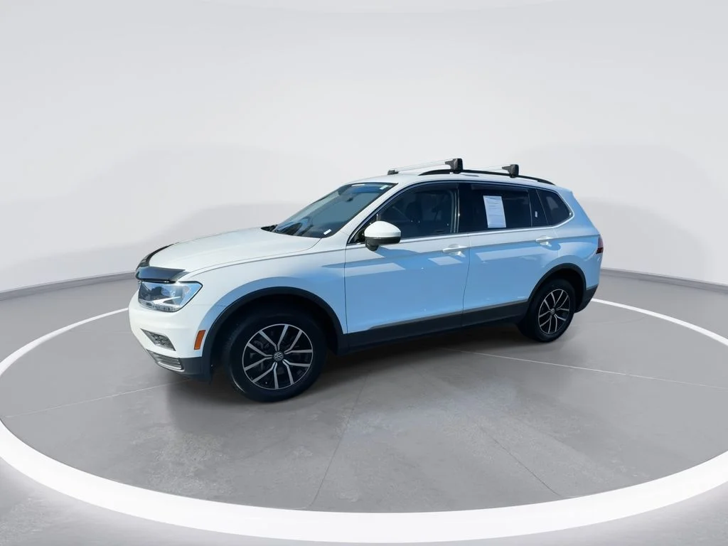 Used 2021 White Volkswagen 2.0T SE image 5