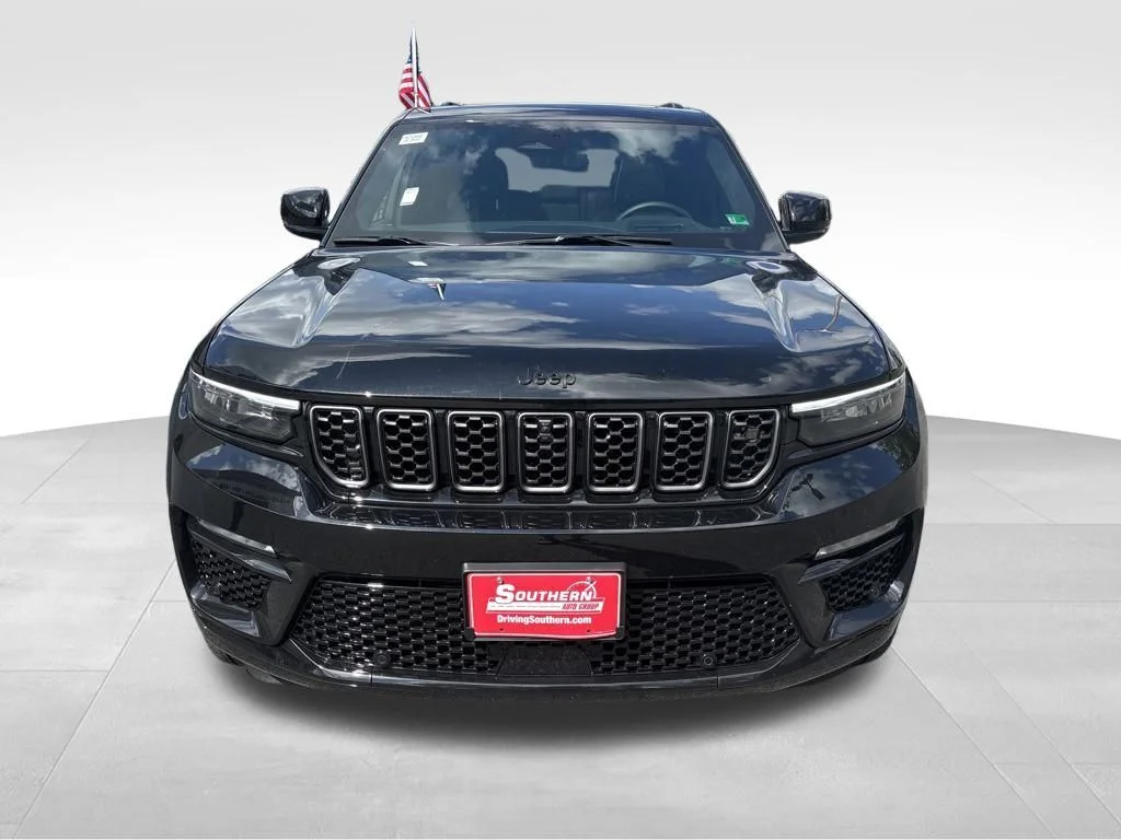 Used 2025 Black Jeep Summit Reserve image 11