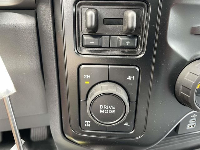 New 2026 Oxford White Ford XL image 16