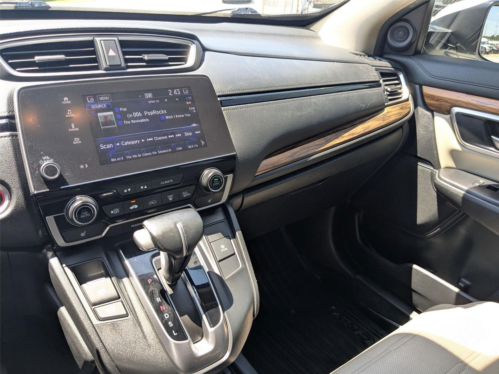 Used 2019 Platinum White Pearl Honda EX-L image 19