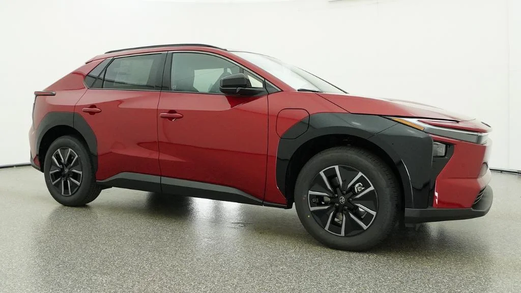 New 2026 Supersonic Red Toyota XLE image 25