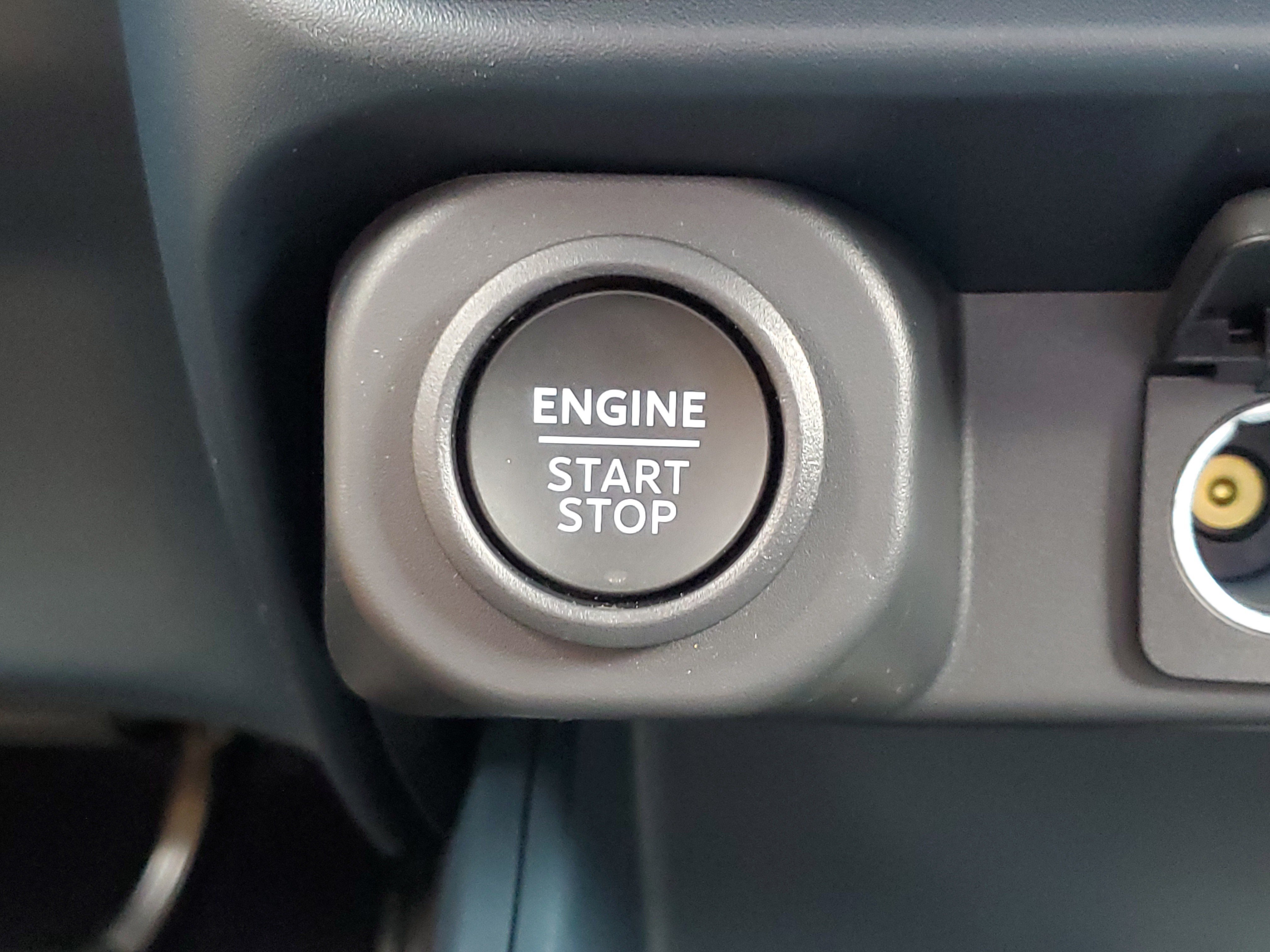 New 2026 Space White Metallic Ford Tremor® image 22