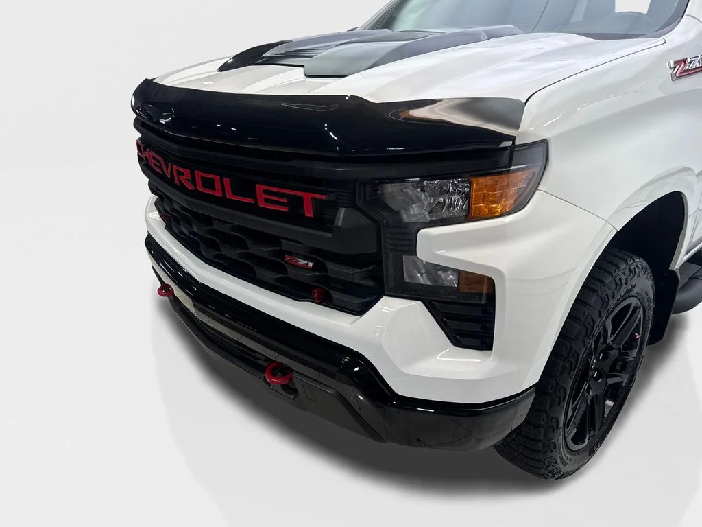 Used 2024 White Chevrolet Custom Trail Boss image 17