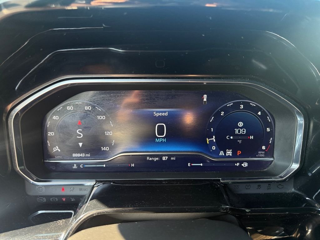 Used 2024 Gray Chevrolet RST image 19