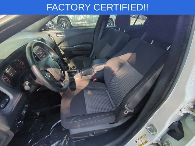 Used 2023 White Dodge SXT image 16