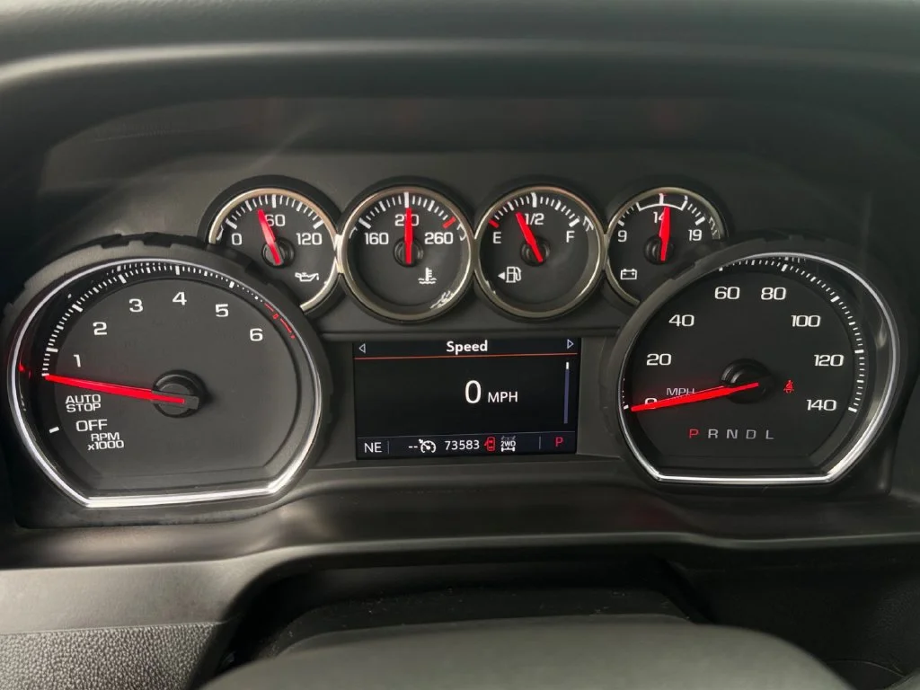 Used 2020 NORTHSKY BLUE METALLIC Chevrolet RST image 19