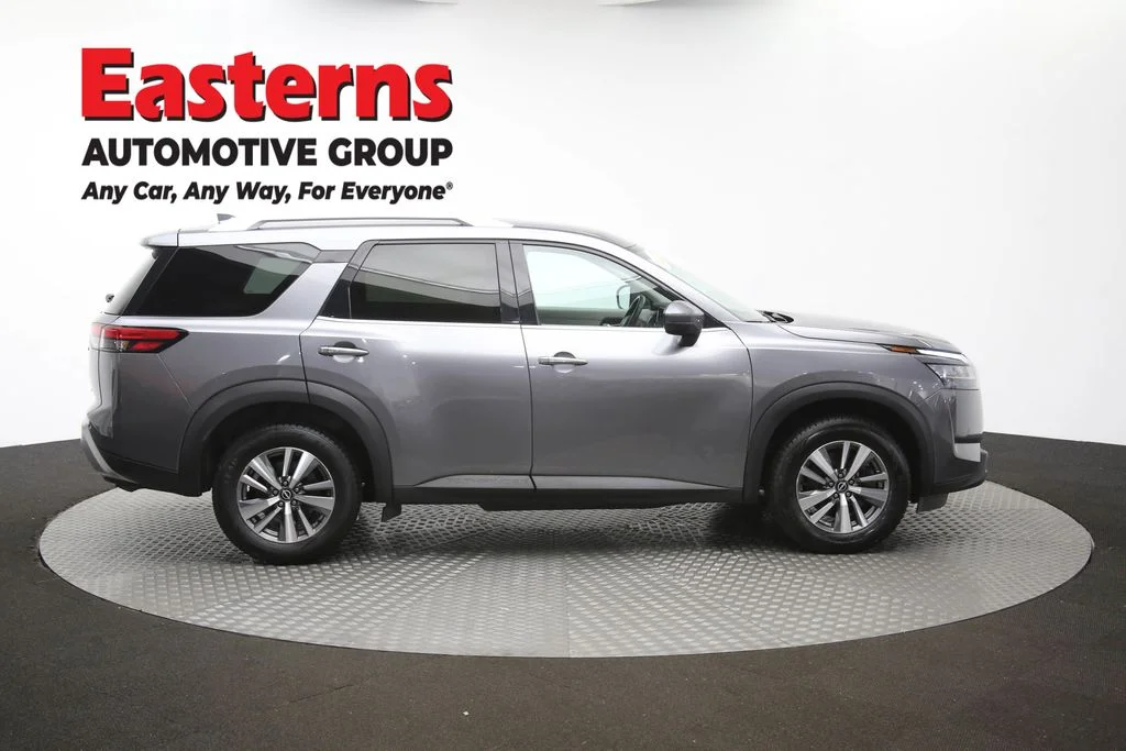 Used 2022 Gray Nissan SL image 45