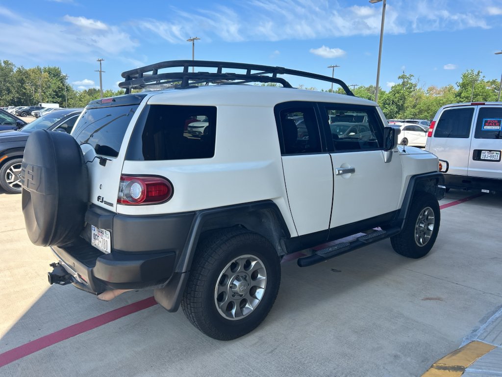 Used 2012 WHITE Toyota Base image 6