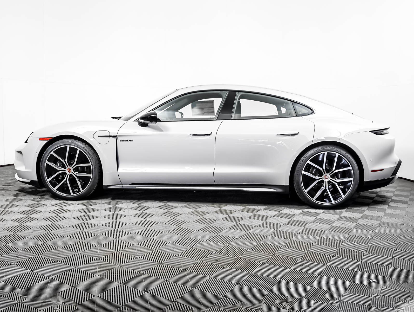 New 2026 CHALK Porsche Black Edition image 2