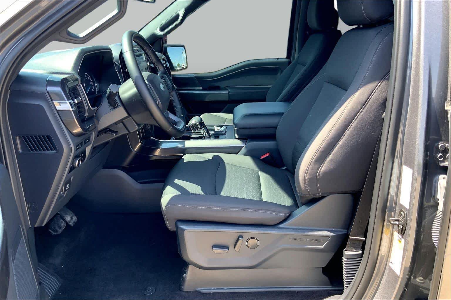 Pre-Owned 2023 Ford F-150 XLT