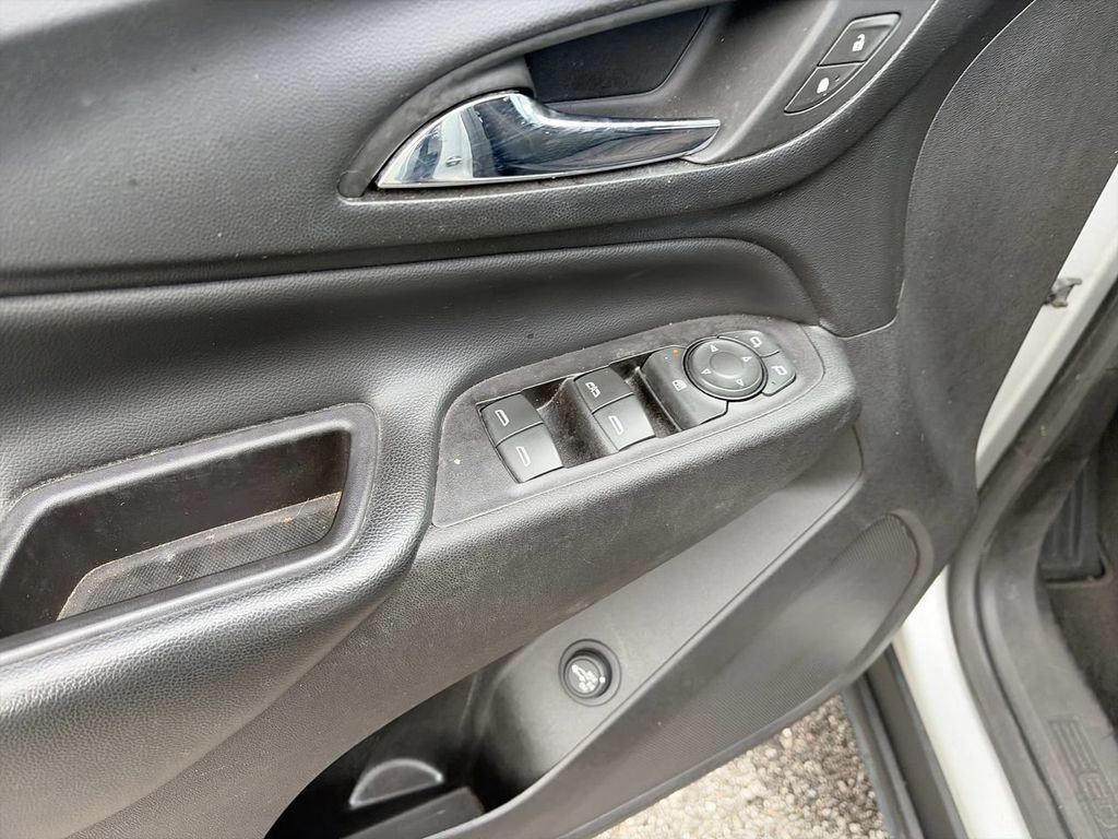 Used 2019 Silver Chevrolet LT image 15
