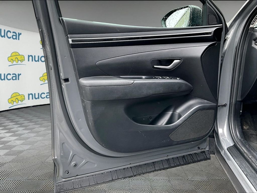 Used 2024 Hampton Gray Hyundai SEL image 9