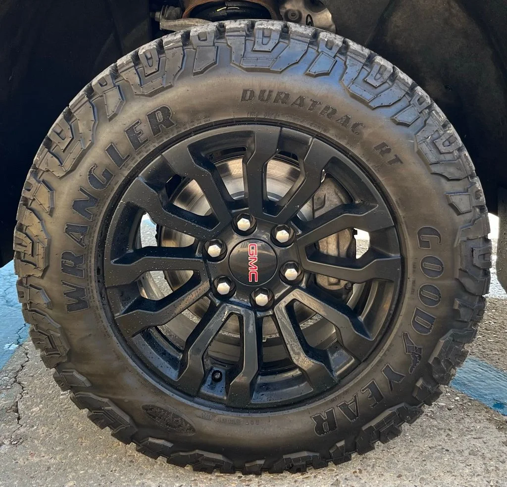 Used 2023 Blue GMC AT4X image 10