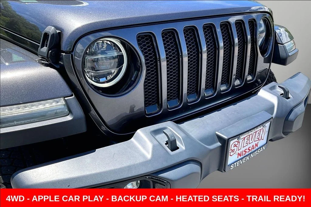 Used 2021 Gray Jeep Unlimited Sahara Altitude image 30