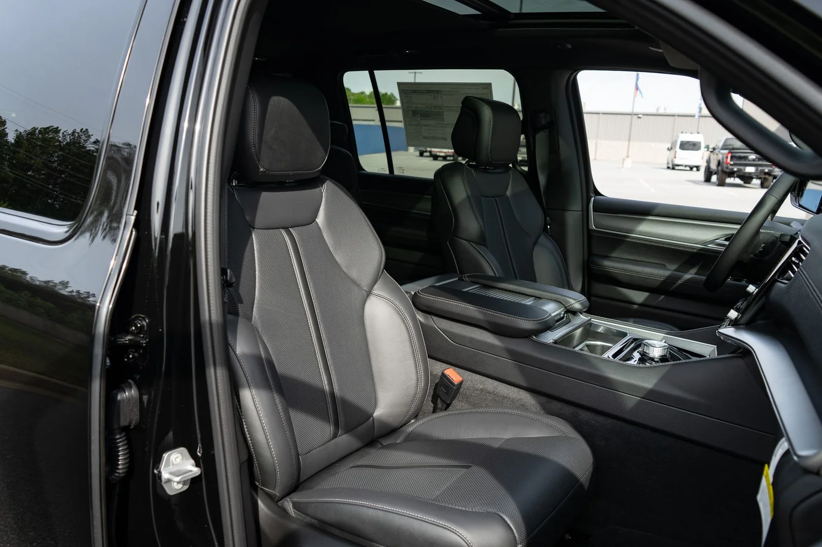 New 2026 Black Jeep Limited Altitude image 24